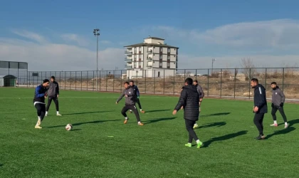 M.Yeşilyurtspor İkinci Yarı Hazırlıklarına Devam Ediyor